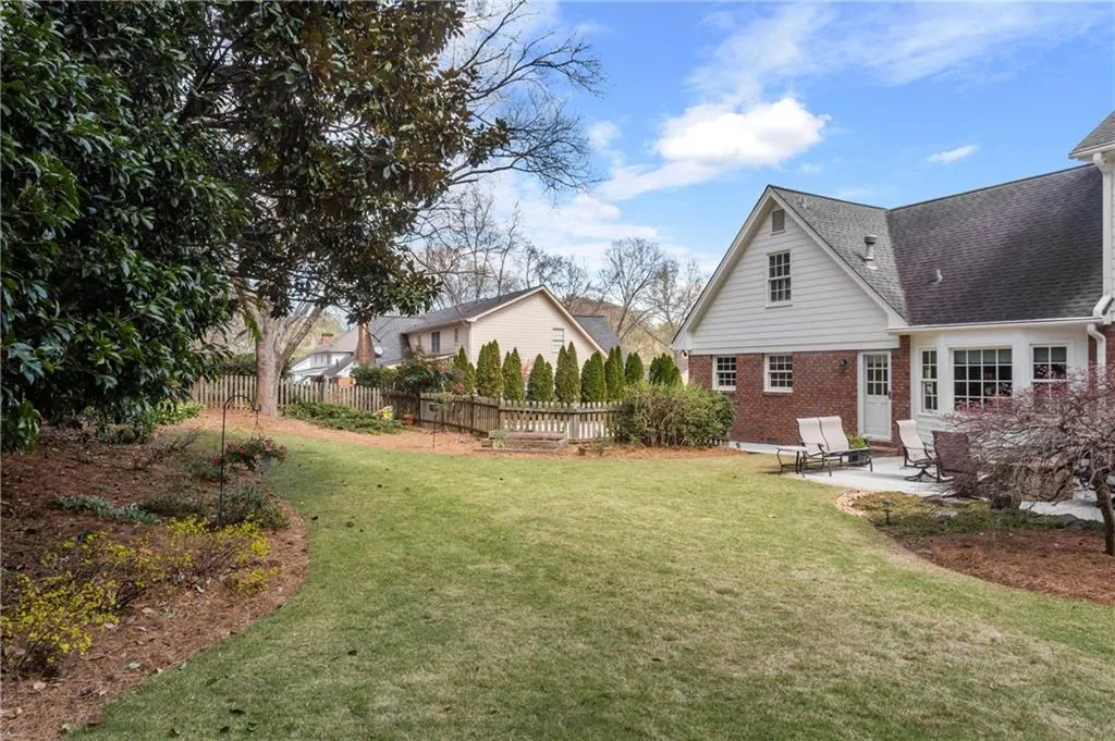 7580 Brigham Drive, Sandy Springs, Georgia 30350, 4 Bedrooms Bedrooms, ,4 BathroomsBathrooms,Residential,Sold,7580 Brigham Drive,7023125