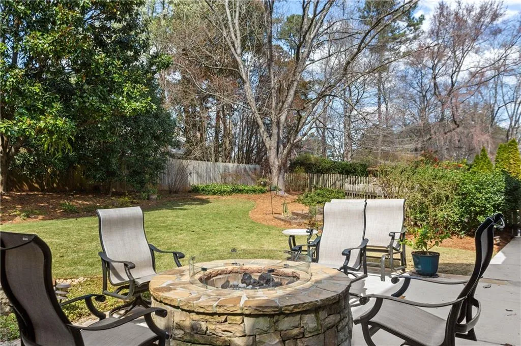 7580 Brigham Drive, Sandy Springs, Georgia 30350, 4 Bedrooms Bedrooms, ,4 BathroomsBathrooms,Residential,Sold,7580 Brigham Drive,7023125