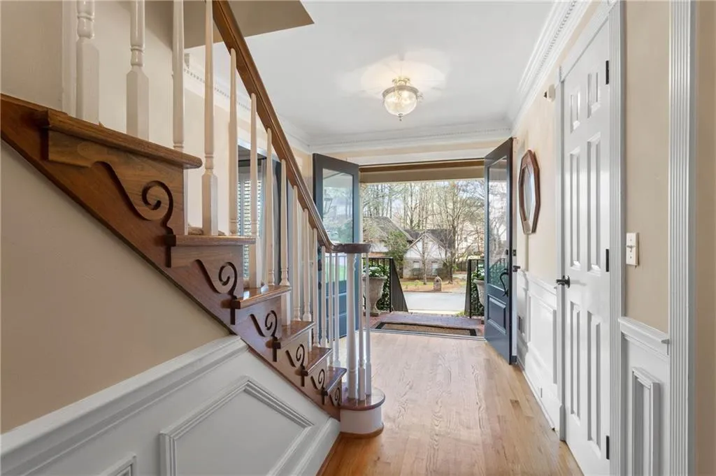 7580 Brigham Drive, Sandy Springs, Georgia 30350, 4 Bedrooms Bedrooms, ,4 BathroomsBathrooms,Residential,Sold,7580 Brigham Drive,7023125