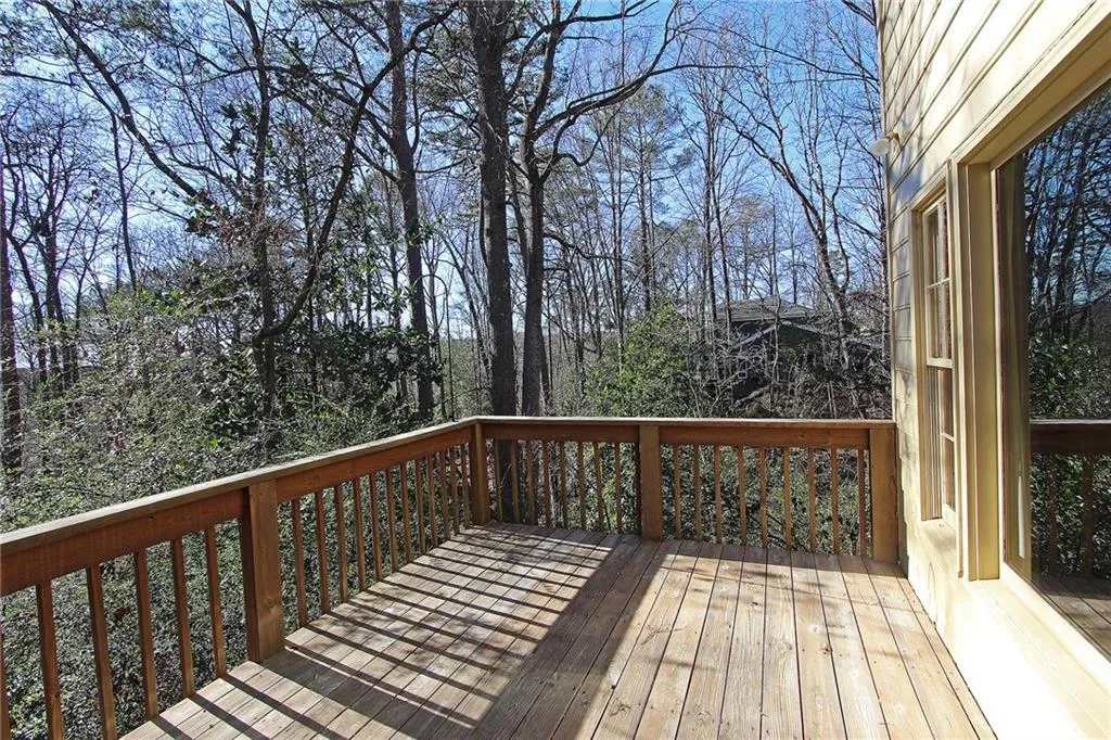 1640 Chevron Way, Sandy Springs, Georgia 30350, 4 Bedrooms Bedrooms, ,2 BathroomsBathrooms,Residential,Sold,1640 Chevron Way,5811459