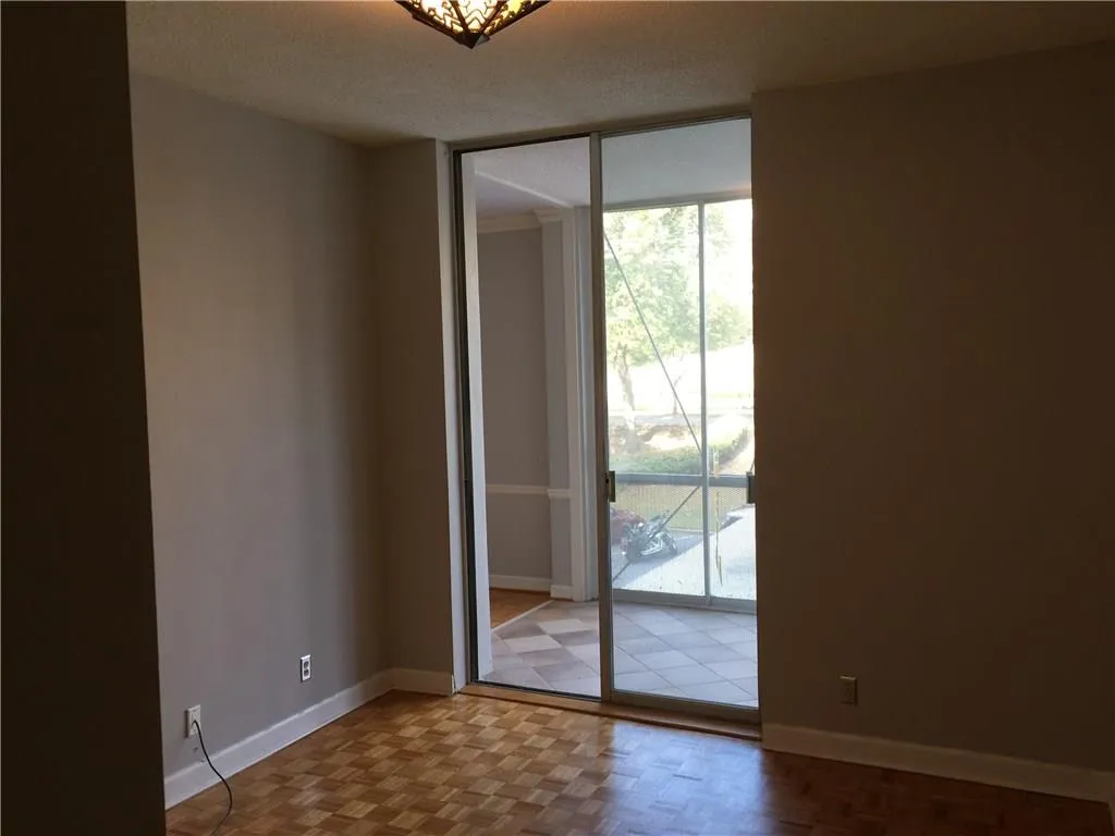 130 26th Street Nw Unit 210, Atlanta, Georgia 30309, 2 Bedrooms Bedrooms, ,1 BathroomBathrooms,Residential,Sold,130 26th Street Nw Unit 210,5773482
