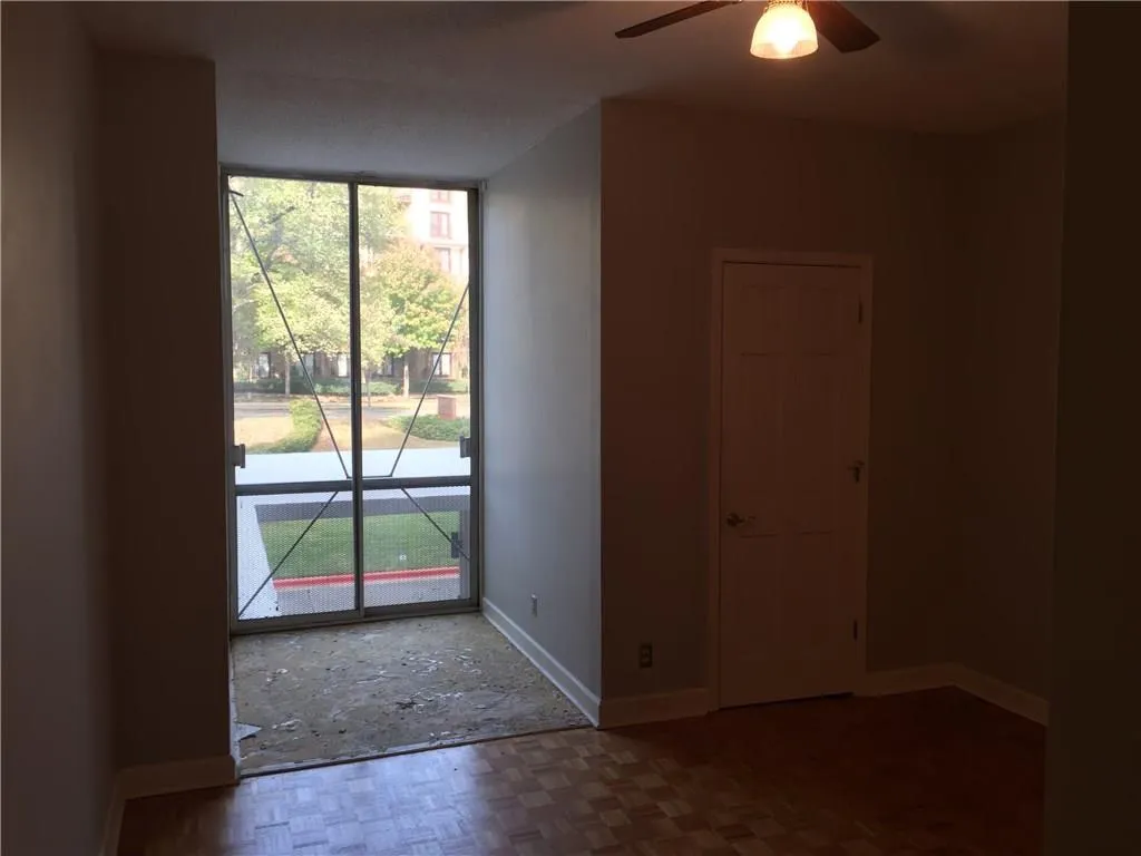 130 26th Street Nw Unit 210, Atlanta, Georgia 30309, 2 Bedrooms Bedrooms, ,1 BathroomBathrooms,Residential,Sold,130 26th Street Nw Unit 210,5773482