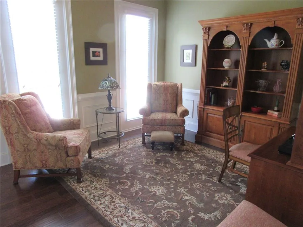 209 Alderwood Point, Sandy Springs, Georgia 30328, 3 Bedrooms Bedrooms, ,3 BathroomsBathrooms,Residential,Sold,209 Alderwood Point,5734657