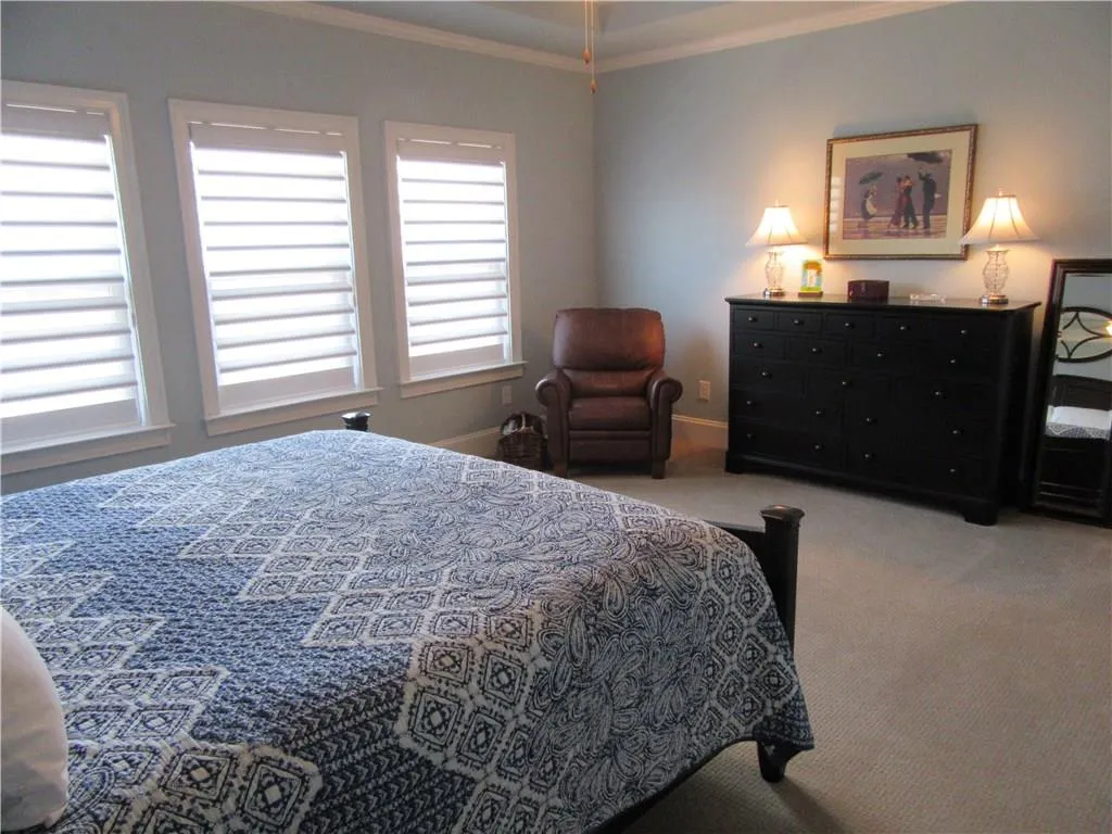 209 Alderwood Point, Sandy Springs, Georgia 30328, 3 Bedrooms Bedrooms, ,3 BathroomsBathrooms,Residential,Sold,209 Alderwood Point,5734657