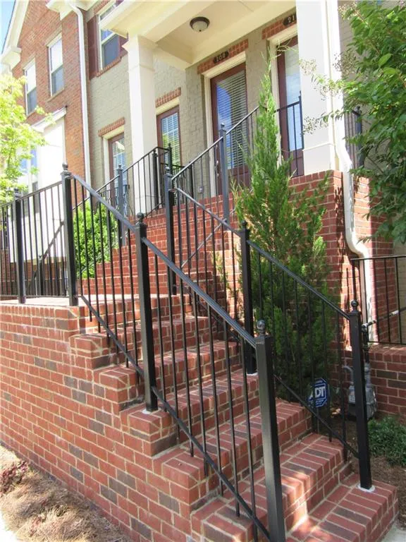 209 Alderwood Point, Sandy Springs, Georgia 30328, 3 Bedrooms Bedrooms, ,3 BathroomsBathrooms,Residential,Sold,209 Alderwood Point,5734657