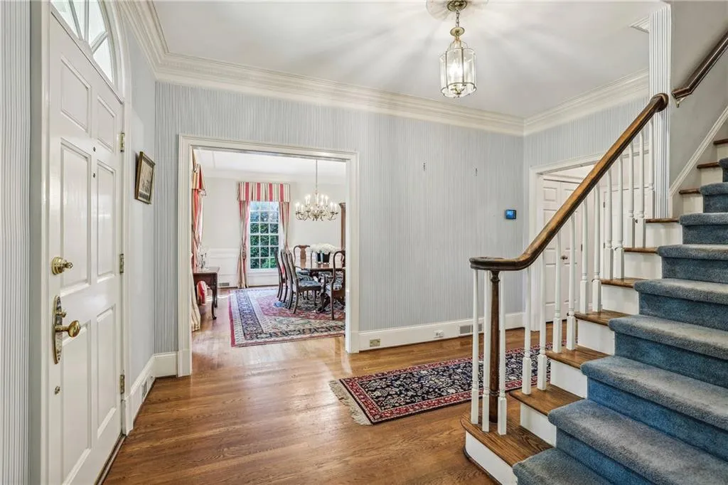 Entry foyer with view into the dining room.
