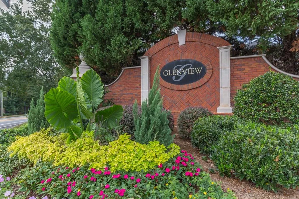 6265 Glen Oaks Lane, Sandy Springs, Georgia 30328, 4 Bedrooms Bedrooms, ,4 BathroomsBathrooms,Residential,Sold,6265 Glen Oaks Lane,6619683