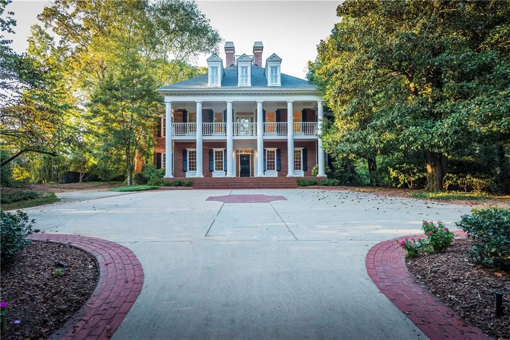 1255 Mount Paran Road Nw, Atlanta, Georgia 30327, 6 Bedrooms Bedrooms, ,7 BathroomsBathrooms,Residential,Sold,1255 Mount Paran Road Nw,5634617