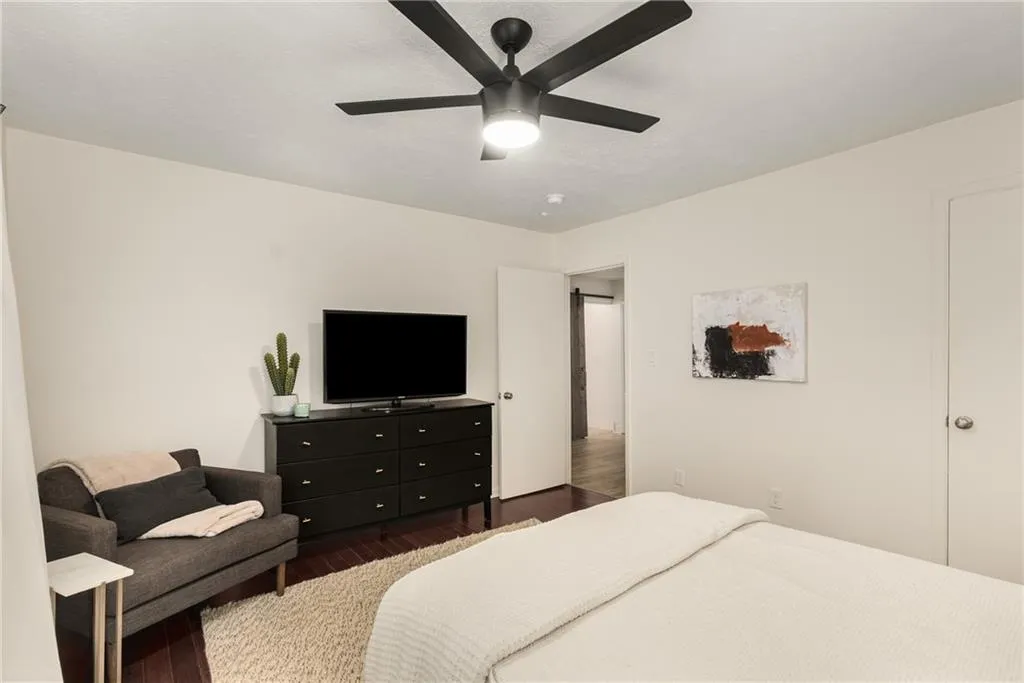 5250 Chemin De Vie, Atlanta, Georgia 30342, 3 Bedrooms Bedrooms, ,2 BathroomsBathrooms,Residential,Sold,5250 Chemin De Vie,7565010