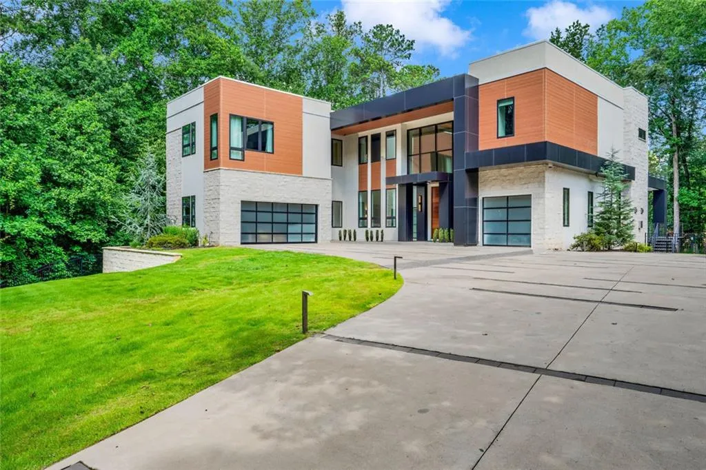 415 River Valley Rd Road, Atlanta, Georgia 30328, 4 Bedrooms Bedrooms, ,4 BathroomsBathrooms,Residential,For Sale,415 River Valley Rd Road,7618359