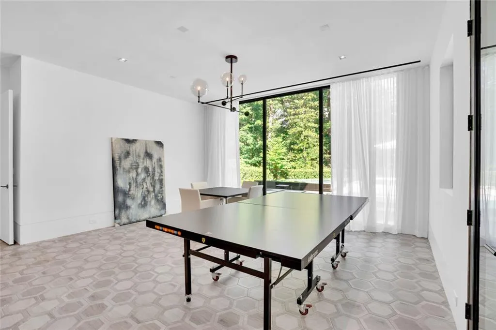 415 River Valley Rd Road, Sandy Springs, Georgia 30328, 4 Bedrooms Bedrooms, ,4 BathroomsBathrooms,Residential,For Sale,415 River Valley Rd Road,7618359