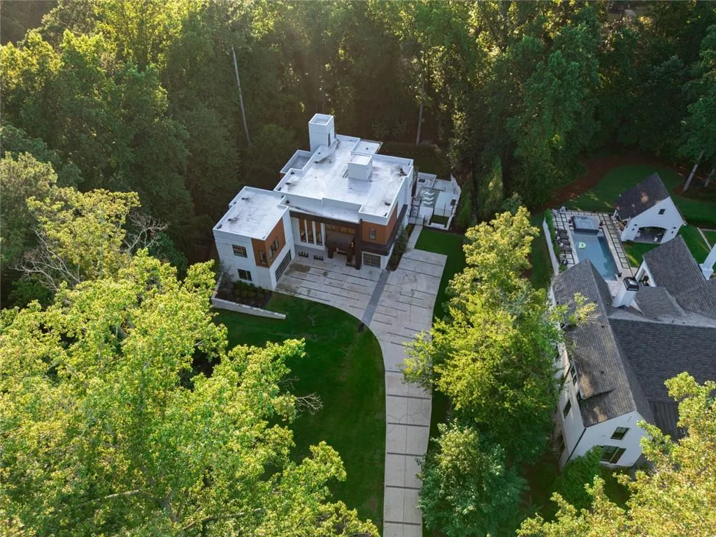 415 River Valley Rd Road, Sandy Springs, Georgia 30328, 4 Bedrooms Bedrooms, ,4 BathroomsBathrooms,Residential,For Sale,415 River Valley Rd Road,7618359