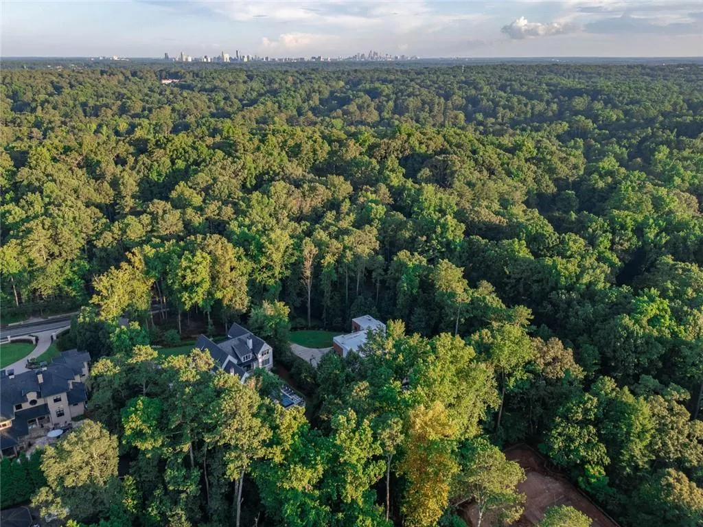 415 River Valley Rd Road, Atlanta, Georgia 30328, 4 Bedrooms Bedrooms, ,4 BathroomsBathrooms,Residential,For Sale,415 River Valley Rd Road,7618359