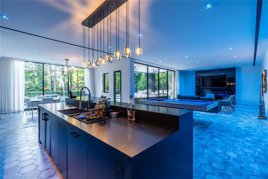415 River Valley Rd Road, Sandy Springs, Georgia 30328, 4 Bedrooms Bedrooms, ,4 BathroomsBathrooms,Residential,For Sale,415 River Valley Rd Road,7618359