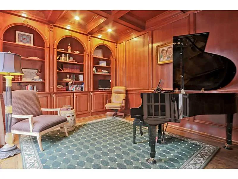 170 Sheridan Point Lane, Sandy Springs, Georgia 30342, 5 Bedrooms Bedrooms, ,5 BathroomsBathrooms,Residential,Sold,170 Sheridan Point Lane,5390479