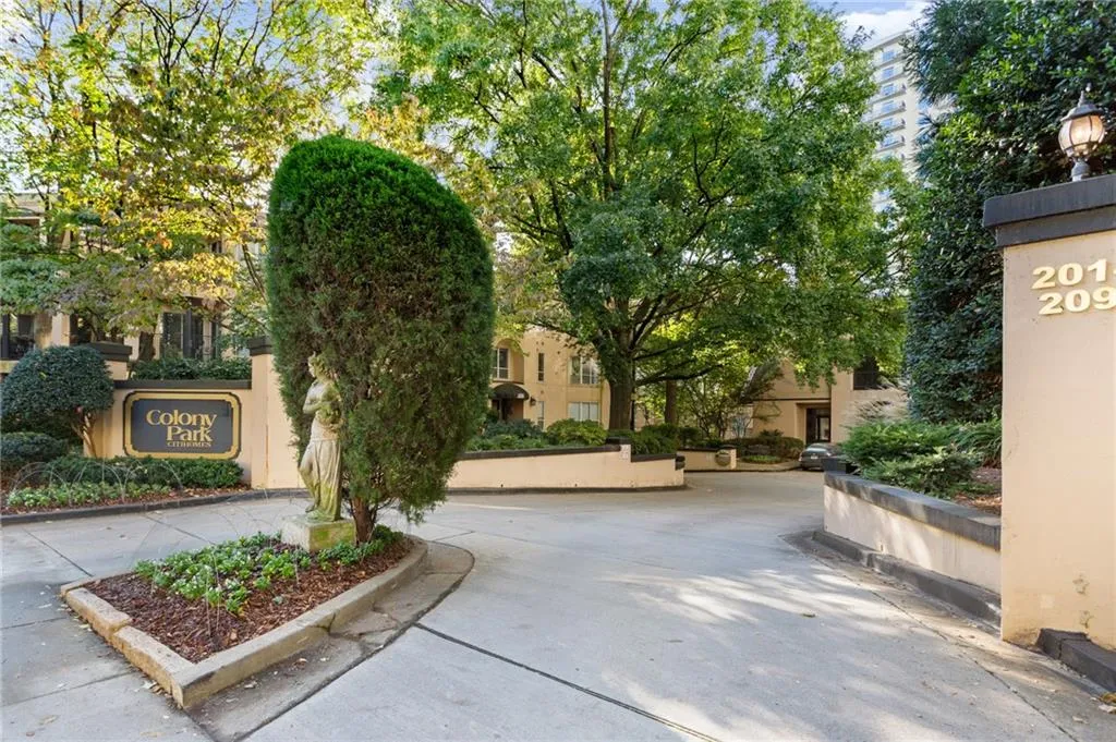 209 14th Street Ne Unit 109, Atlanta, Georgia 30309, 1 Bedroom Bedrooms, ,1 BathroomBathrooms,Residential,For Sale,209 14th Street Ne Unit 109,7586248