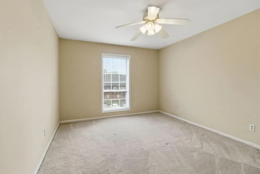 6851 Roswell Road Unit B15, Sandy Springs, Georgia 30328, 3 Bedrooms Bedrooms, ,2 BathroomsBathrooms,Residential,For Sale,6851 Roswell Road Unit B15,7672780