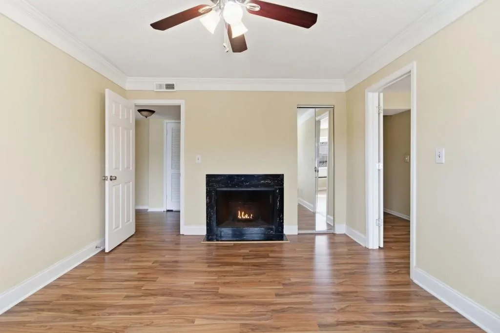 6851 Roswell Road Unit B15, Sandy Springs, Georgia 30328, 3 Bedrooms Bedrooms, ,2 BathroomsBathrooms,Residential,For Sale,6851 Roswell Road Unit B15,7672780