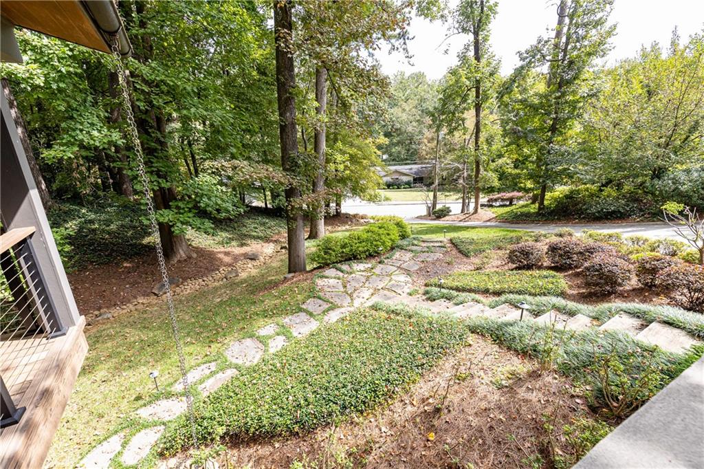 5270 Mount Vernon Parkway, Sandy Springs, Georgia 30327, 4 Bedrooms Bedrooms, ,4 BathroomsBathrooms,Residential,Sold,5270 Mount Vernon Parkway,7283050