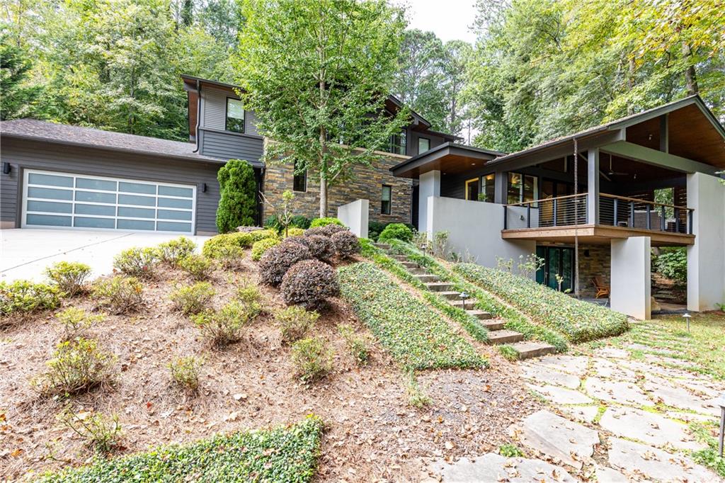 5270 Mount Vernon Parkway, Sandy Springs, Georgia 30327, 4 Bedrooms Bedrooms, ,4 BathroomsBathrooms,Residential,Sold,5270 Mount Vernon Parkway,7283050