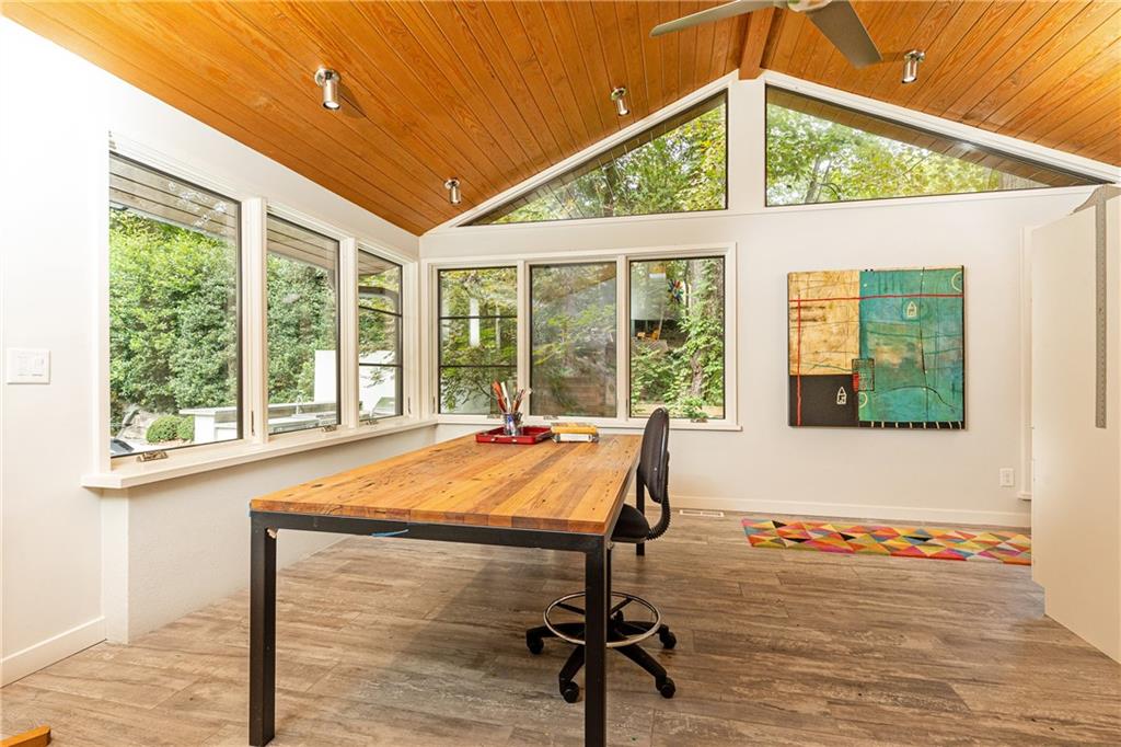 5270 Mount Vernon Parkway, Sandy Springs, Georgia 30327, 4 Bedrooms Bedrooms, ,4 BathroomsBathrooms,Residential,Sold,5270 Mount Vernon Parkway,7283050