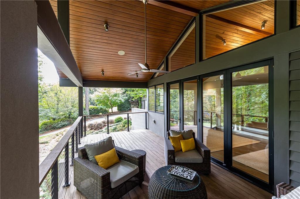 5270 Mount Vernon Parkway, Sandy Springs, Georgia 30327, 4 Bedrooms Bedrooms, ,4 BathroomsBathrooms,Residential,Sold,5270 Mount Vernon Parkway,7283050