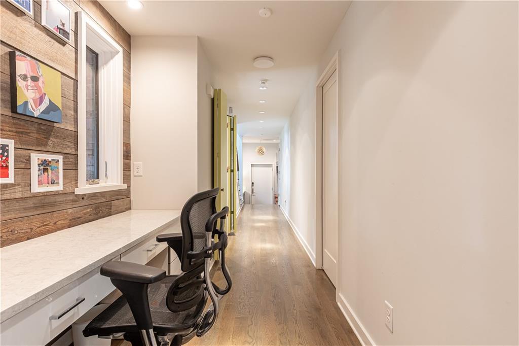 5270 Mount Vernon Parkway, Sandy Springs, Georgia 30327, 4 Bedrooms Bedrooms, ,4 BathroomsBathrooms,Residential,Sold,5270 Mount Vernon Parkway,7283050