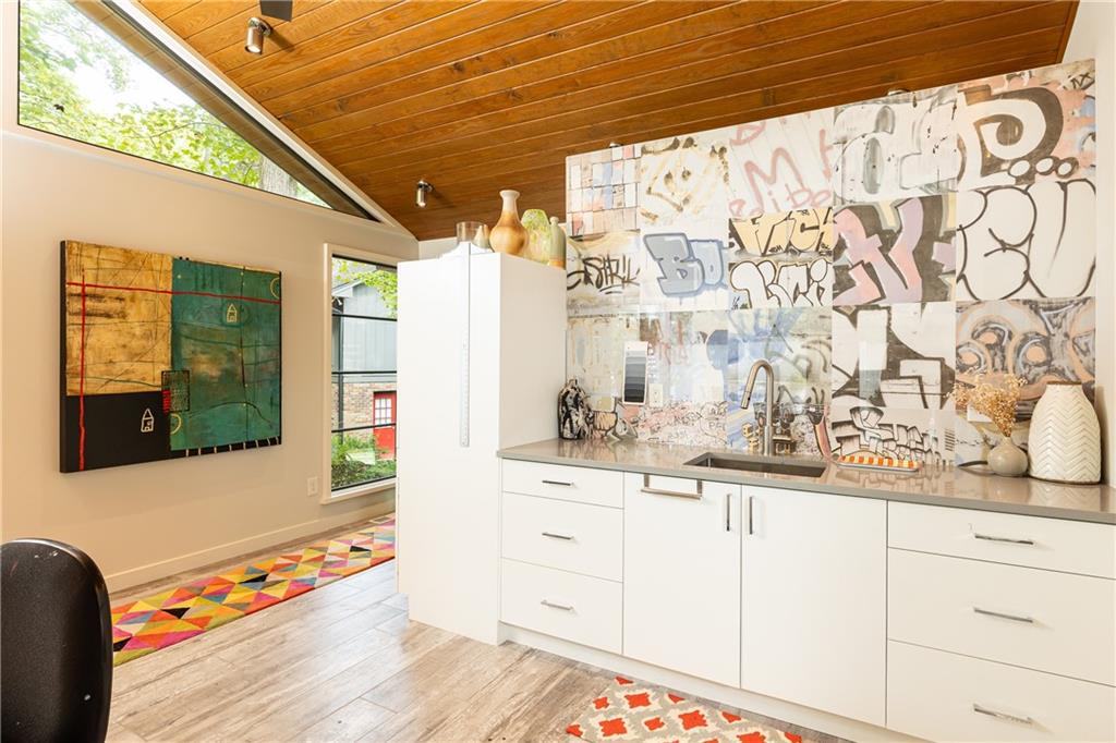 5270 Mount Vernon Parkway, Sandy Springs, Georgia 30327, 4 Bedrooms Bedrooms, ,4 BathroomsBathrooms,Residential,Sold,5270 Mount Vernon Parkway,7283050