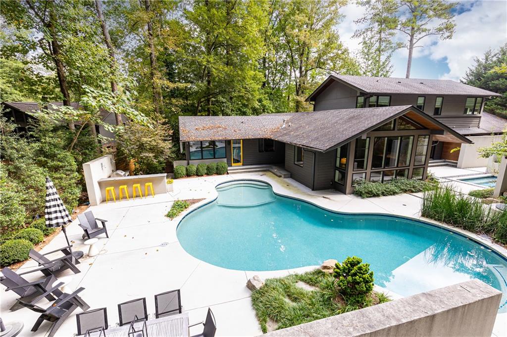 5270 Mount Vernon Parkway, Sandy Springs, Georgia 30327, 4 Bedrooms Bedrooms, ,4 BathroomsBathrooms,Residential,Sold,5270 Mount Vernon Parkway,7283050