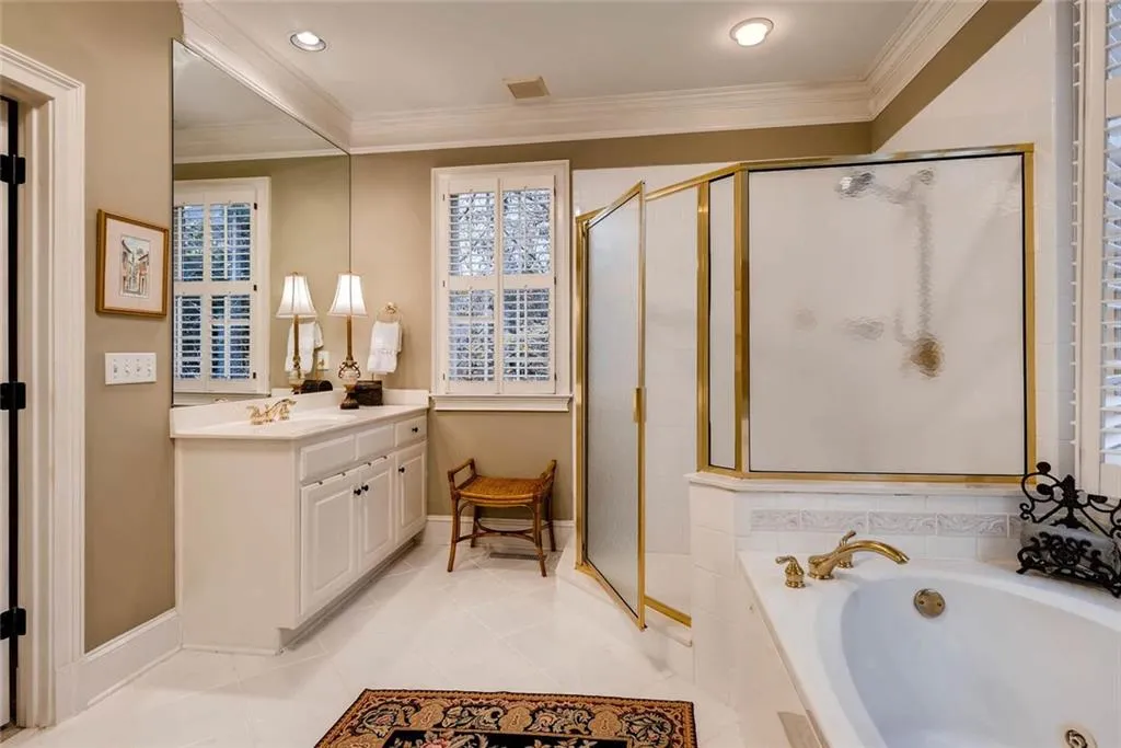 120 Belvedere Court, Sandy Springs, Georgia 30350, 4 Bedrooms Bedrooms, ,4 BathroomsBathrooms,Residential,Sold,120 Belvedere Court,5941432
