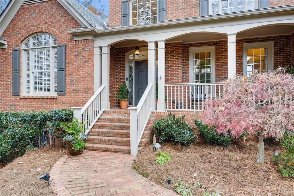 120 Belvedere Court, Sandy Springs, Georgia 30350, 4 Bedrooms Bedrooms, ,4 BathroomsBathrooms,Residential,Sold,120 Belvedere Court,5941432