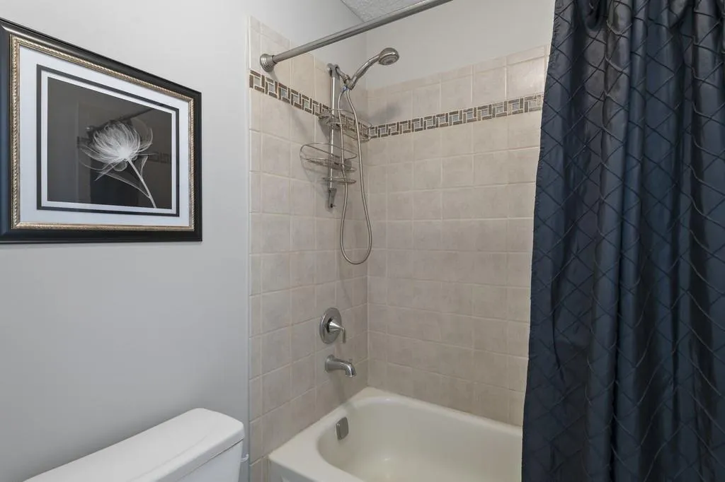 322 Granville Court, Sandy Springs, Georgia 30328, 2 Bedrooms Bedrooms, ,2 BathroomsBathrooms,Residential,Sold,322 Granville Court,6639821