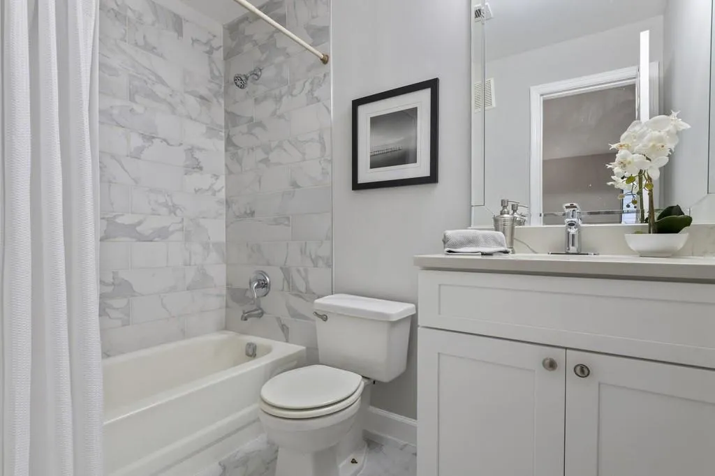 322 Granville Court, Sandy Springs, Georgia 30328, 2 Bedrooms Bedrooms, ,2 BathroomsBathrooms,Residential,Sold,322 Granville Court,6639821