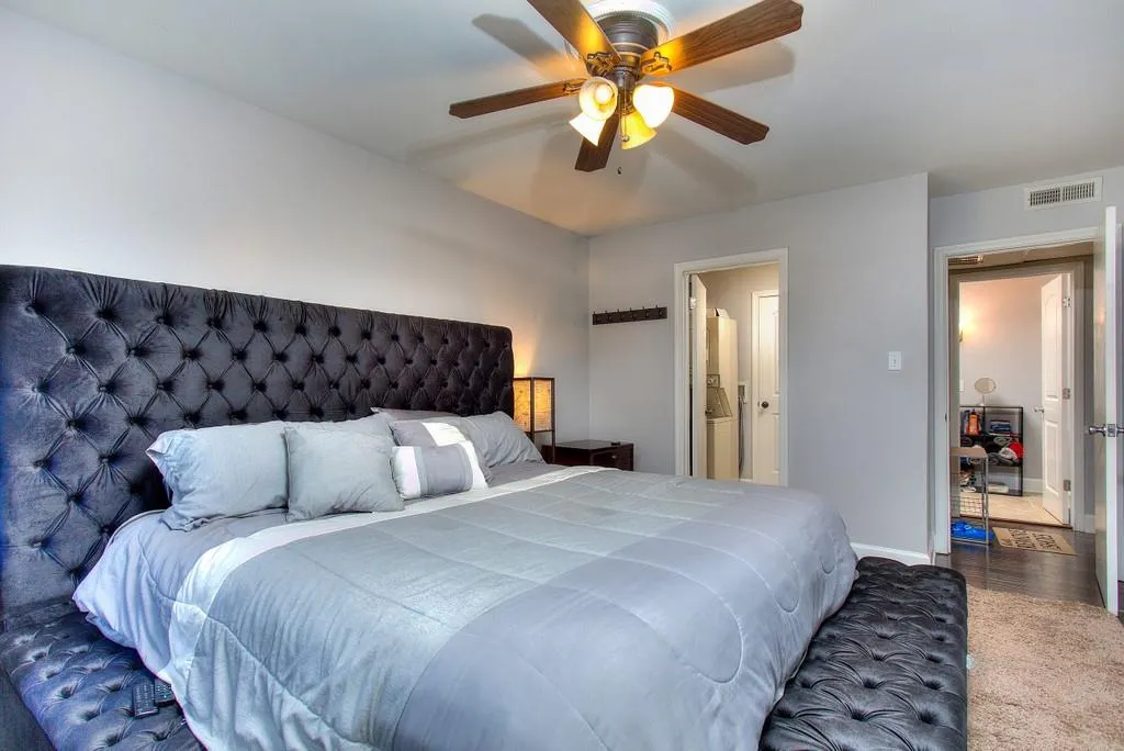 5400 Roswell Road Ne Unit #g4, Atlanta, Georgia 30342, 1 Bedroom Bedrooms, ,2 BathroomsBathrooms,Residential,Sold,5400 Roswell Road Ne Unit #g4,6758203