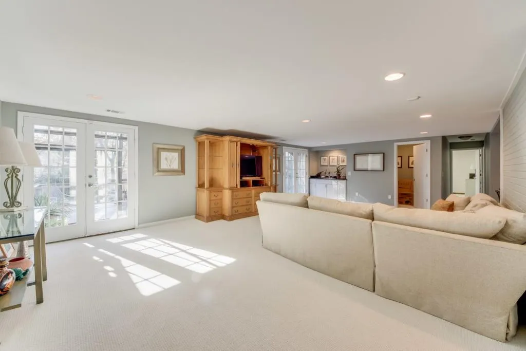 170 Seville Chase Nw, Sandy Springs, Georgia 30328, 5 Bedrooms Bedrooms, ,3 BathroomsBathrooms,Residential,Sold,170 Seville Chase Nw,6985998