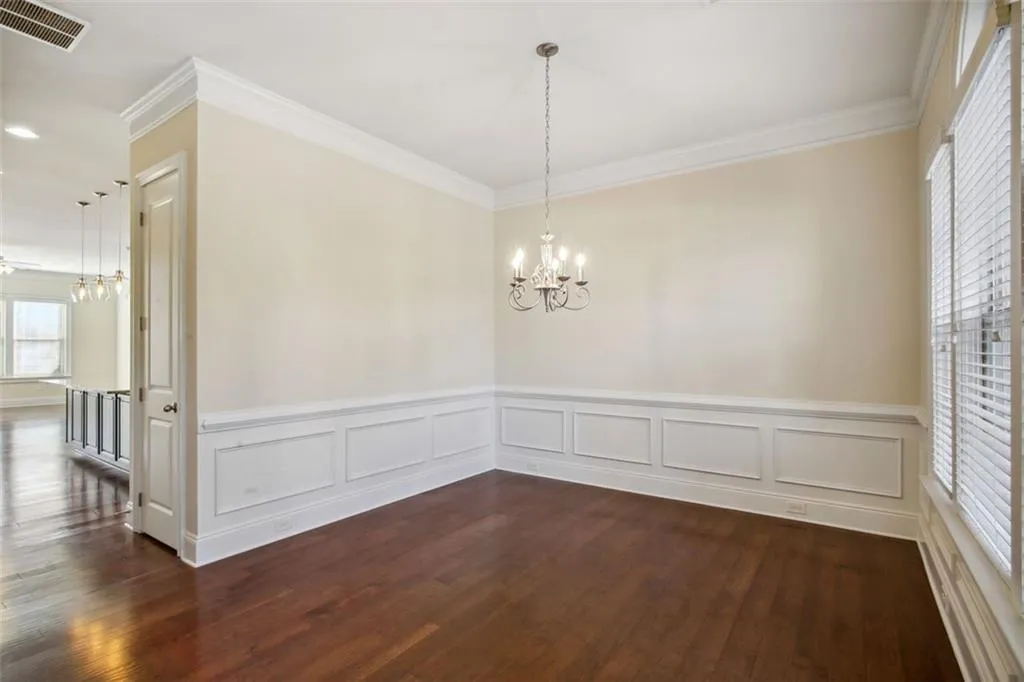 435 Alderwood Street, Atlanta, Georgia 30328, 3 Bedrooms Bedrooms, ,3 BathroomsBathrooms,Residential,Sold,435 Alderwood Street,7152473