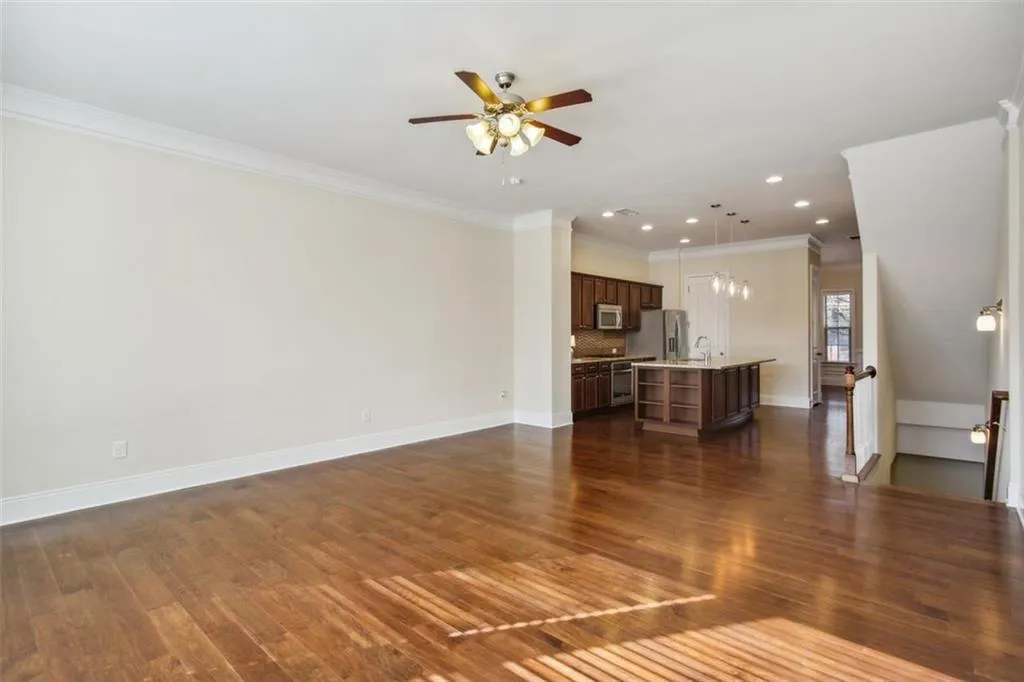 435 Alderwood Street, Atlanta, Georgia 30328, 3 Bedrooms Bedrooms, ,3 BathroomsBathrooms,Residential,Sold,435 Alderwood Street,7152473