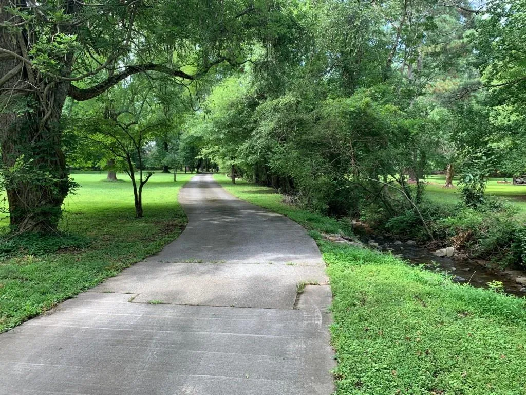 2480 Spalding Drive, Sandy Springs, Georgia 30350, 4 Bedrooms Bedrooms, ,3 BathroomsBathrooms,Residential,Sold,2480 Spalding Drive,7033733