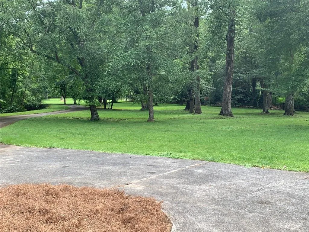 2480 Spalding Drive, Sandy Springs, Georgia 30350, 4 Bedrooms Bedrooms, ,3 BathroomsBathrooms,Residential,Sold,2480 Spalding Drive,7033733