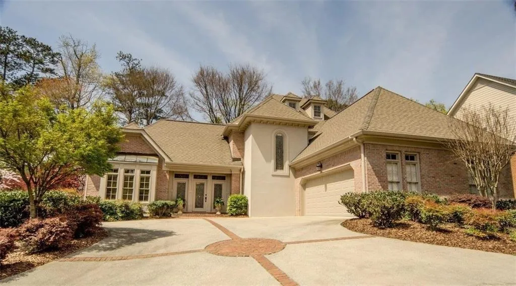 7490 Brandonshire Road, Sandy Springs, Georgia 30350, 5 Bedrooms Bedrooms, ,3 BathroomsBathrooms,Residential,Sold,7490 Brandonshire Road,5667724