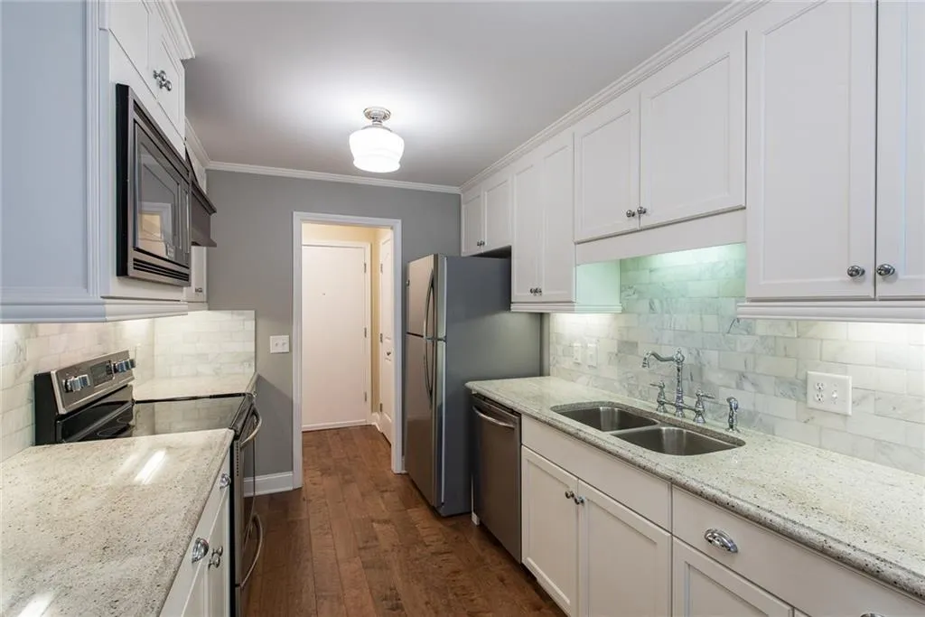 750 Dalrymple Road Unit N4, Atlanta, Georgia 30328, 3 Bedrooms Bedrooms, ,2 BathroomsBathrooms,Residential,Sold,750 Dalrymple Road Unit N4,6016657