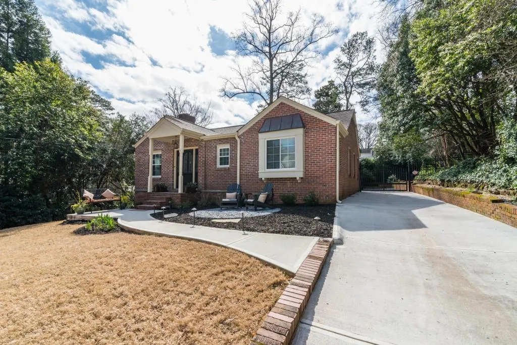 376 Garden Lane, Atlanta, Georgia 30309, 3 Bedrooms Bedrooms, ,2 BathroomsBathrooms,Residential,Sold,376 Garden Lane,5658803