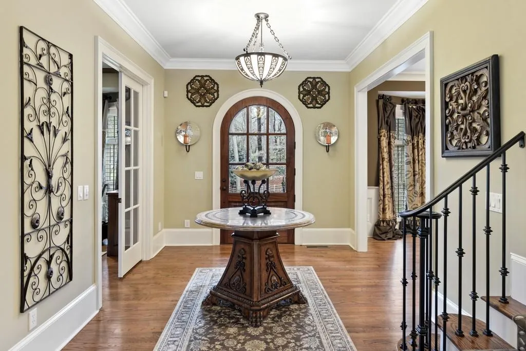 2055 Clay Drive, Sandy Springs, Georgia 30350, 7 Bedrooms Bedrooms, ,7 BathroomsBathrooms,Residential,Sold,2055 Clay Drive,6683709