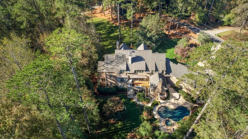 2055 Clay Drive, Sandy Springs, Georgia 30350, 7 Bedrooms Bedrooms, ,7 BathroomsBathrooms,Residential,Sold,2055 Clay Drive,6683709