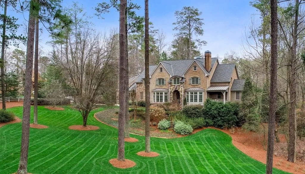 2055 Clay Drive, Sandy Springs, Georgia 30350, 7 Bedrooms Bedrooms, ,7 BathroomsBathrooms,Residential,Sold,2055 Clay Drive,6683709