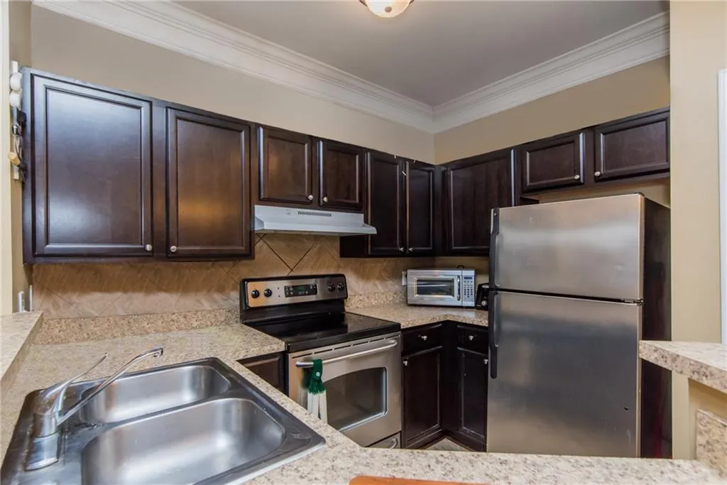 5559 Glenridge Drive Unit 1103, Atlanta, Georgia 30342, 1 Bedroom Bedrooms, ,1 BathroomBathrooms,Residential,Sold,5559 Glenridge Drive Unit 1103,6000844