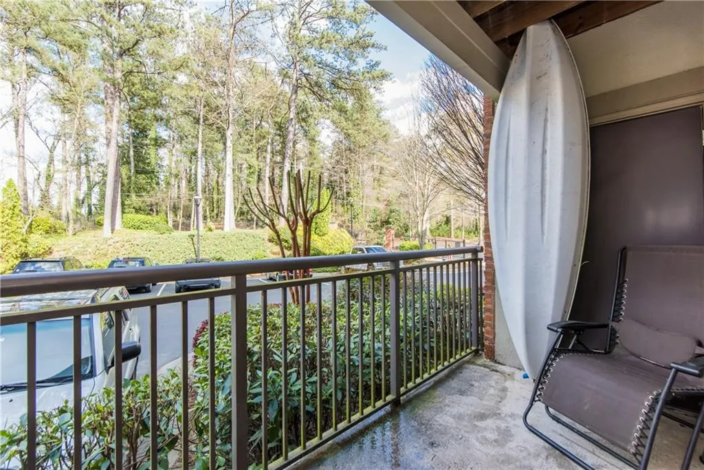 5559 Glenridge Drive Unit 1103, Atlanta, Georgia 30342, 1 Bedroom Bedrooms, ,1 BathroomBathrooms,Residential,Sold,5559 Glenridge Drive Unit 1103,6000844