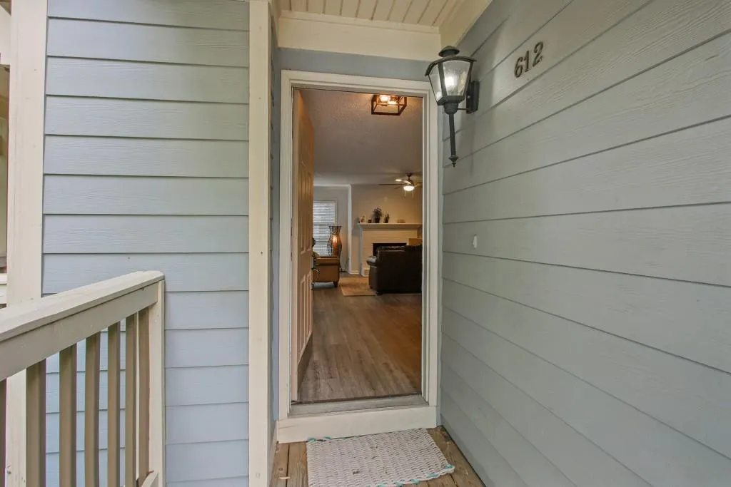 612 Abingdon Way, Sandy Springs, Georgia 30328, 2 Bedrooms Bedrooms, ,2 BathroomsBathrooms,Residential,Sold,612 Abingdon Way,6717127 612 Abingdon Way, Sandy Springs, Georgia 30328, 2 Bedrooms Bedrooms, ,2 BathroomsBathrooms,Residential,Sold,612 Abingdon Way,6717127