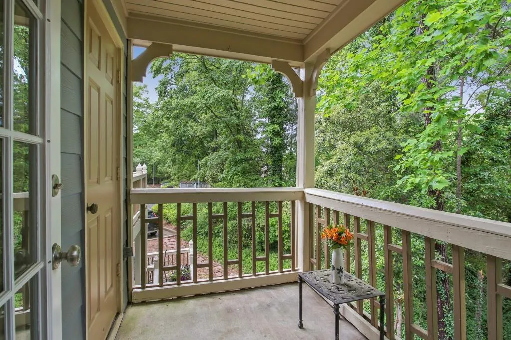 612 Abingdon Way, Sandy Springs, Georgia 30328, 2 Bedrooms Bedrooms, ,2 BathroomsBathrooms,Residential,Sold,612 Abingdon Way,6717127 612 Abingdon Way, Sandy Springs, Georgia 30328, 2 Bedrooms Bedrooms, ,2 BathroomsBathrooms,Residential,Sold,612 Abingdon Way,6717127