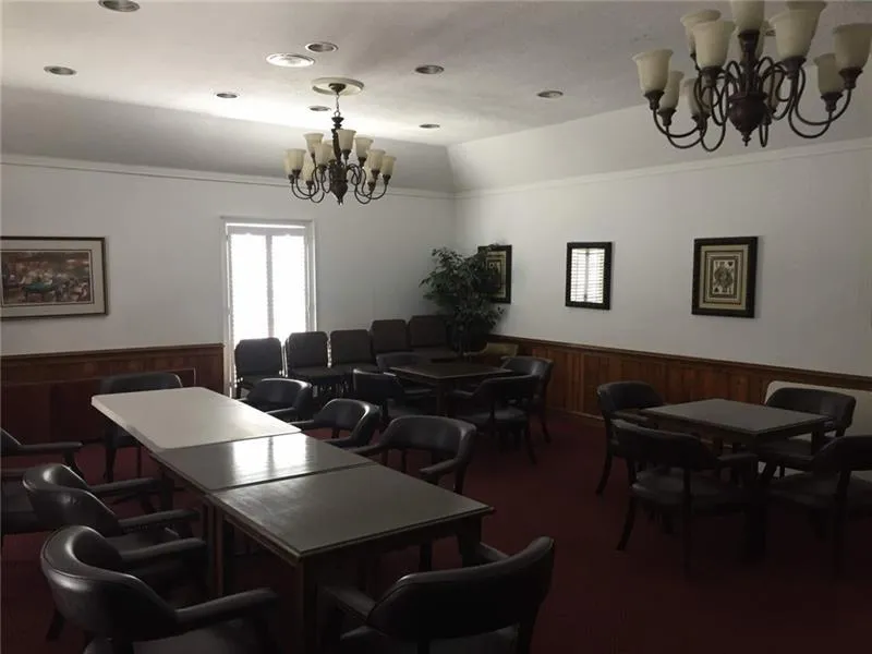 6851 Roswell Road Unit H13, Sandy Springs, Georgia 30328, 3 Bedrooms Bedrooms, ,2 BathroomsBathrooms,Residential,Sold,6851 Roswell Road Unit H13,6087764